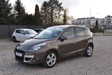 Benzyna Klimatyzacja Tempomat