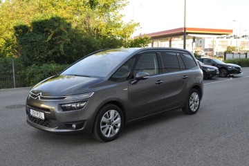 1.6 benzyna Automat  7-osób  Exclusive Kamera Nawigacja
